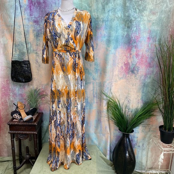 NWOT๐ Haoohu Retro Style Feather Print Dress - Picture 3 of 16